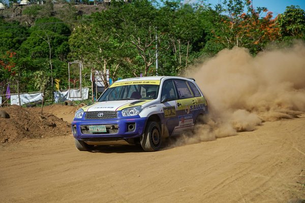Les bienfaits du karting comme initiation à la course automobile